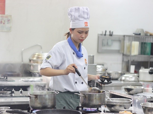 nhiều bạn gái cũng muốn hóc nấu ăn